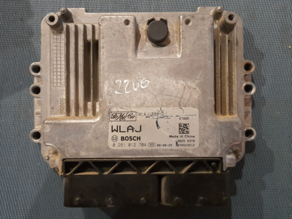 ECU ENGINE FORD RANGER 0281012704 WLAJ18881D
